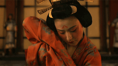穿吊带上街真不要脸女明星街拍被骂希望这是最后一次